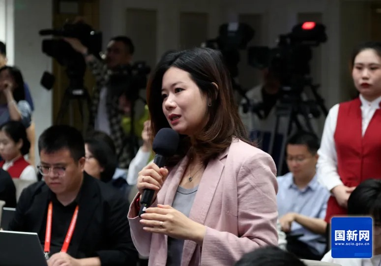 pressconference-11